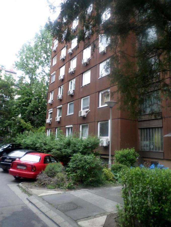 Apartament H1 *
